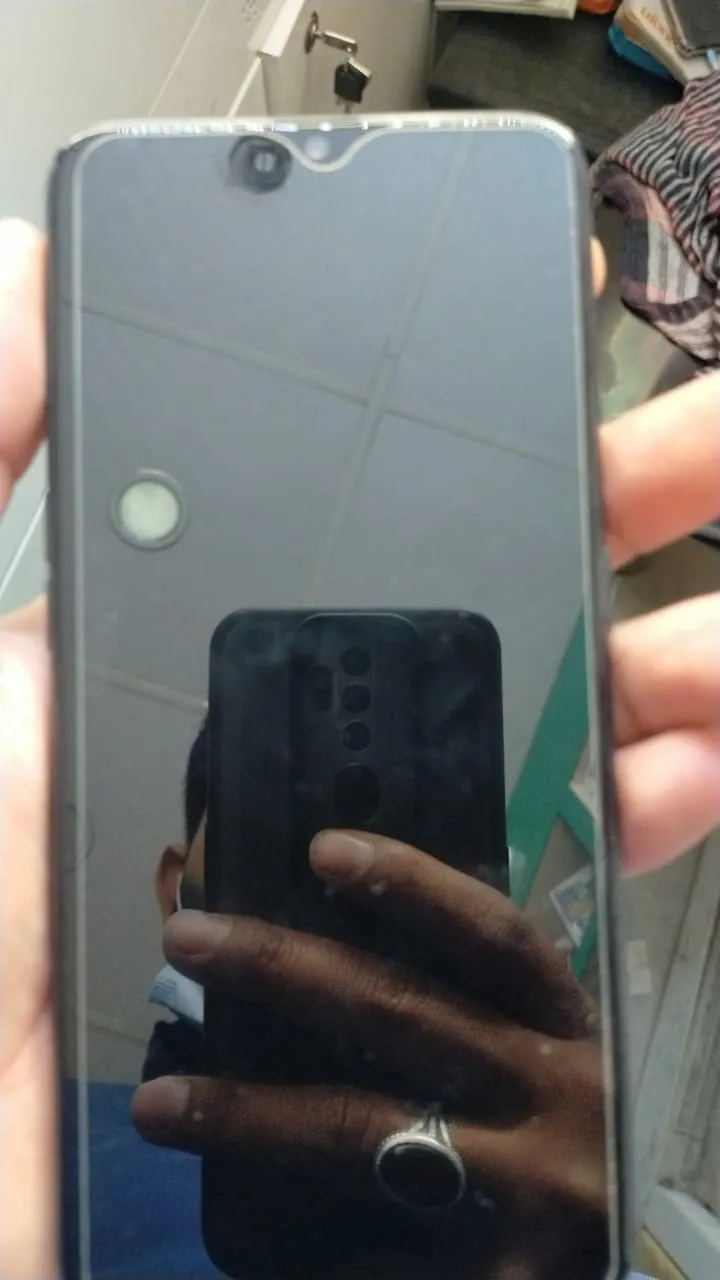 Oppo F11 - photo 1