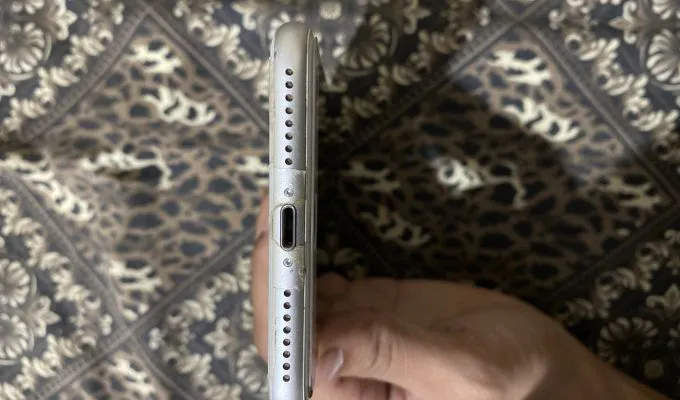 Iphone 8 Plus 64 GB white - photo 3