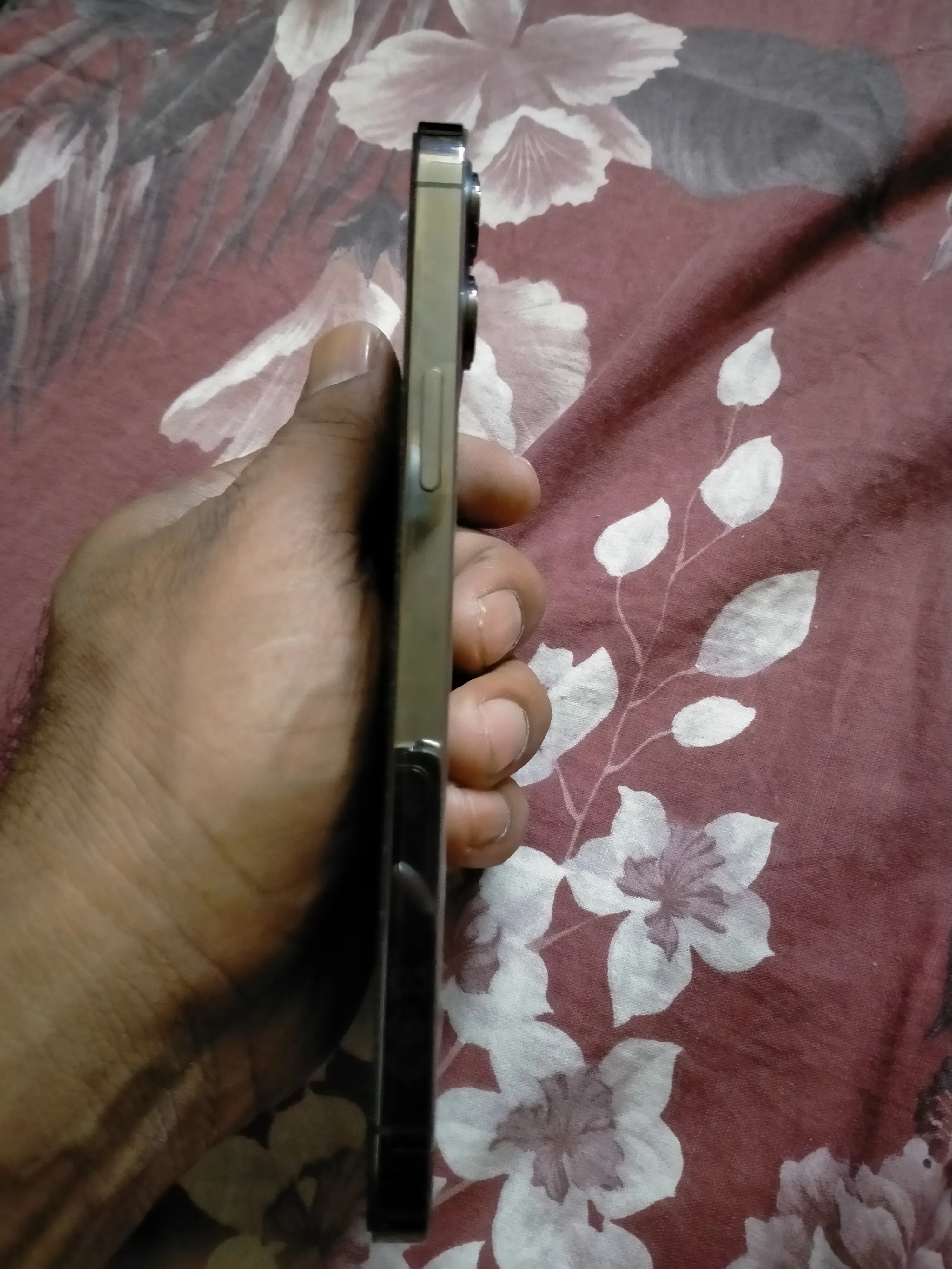 iphone 12 pro max 256gb middle east version - photo 3