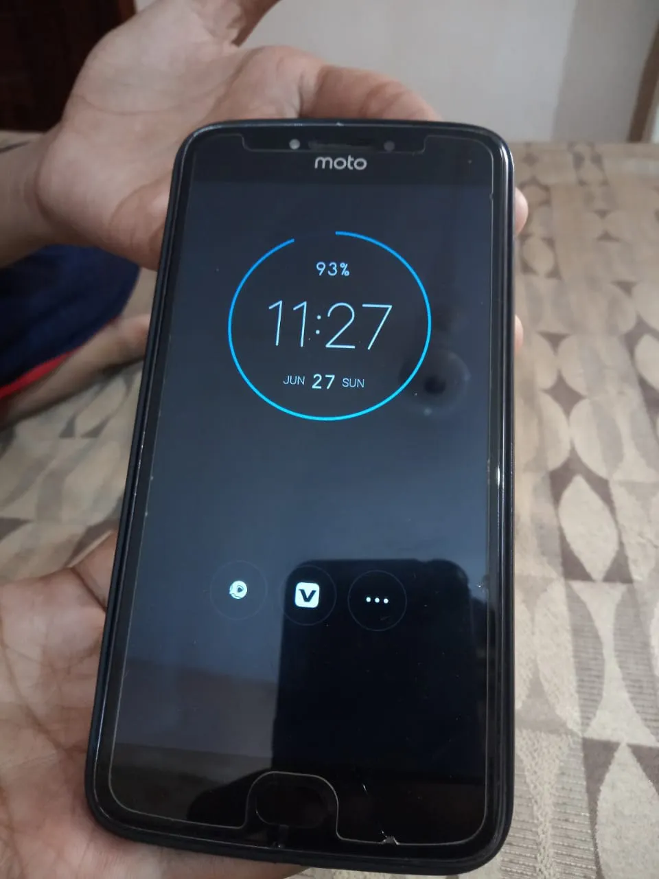 Motorola e4 plus - photo 3