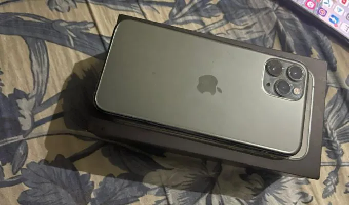 iPhone 11 pro non pta - photo 1