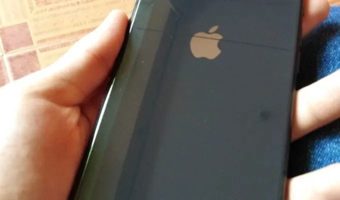 Iphone 8 Plus 64 gb - photo 2