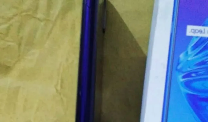 Realme 5(box+charger) purple colour - photo 3