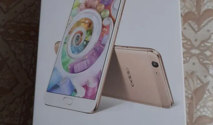 Oppo F1s A1601 - photo 2