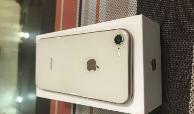 Iphone 8 - photo 3