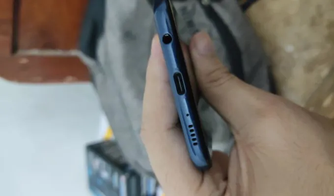Samsung A20 - photo 2