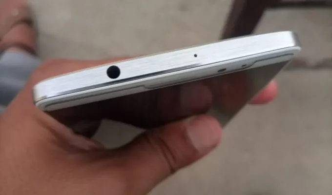 Huawei mate 8 - photo 3