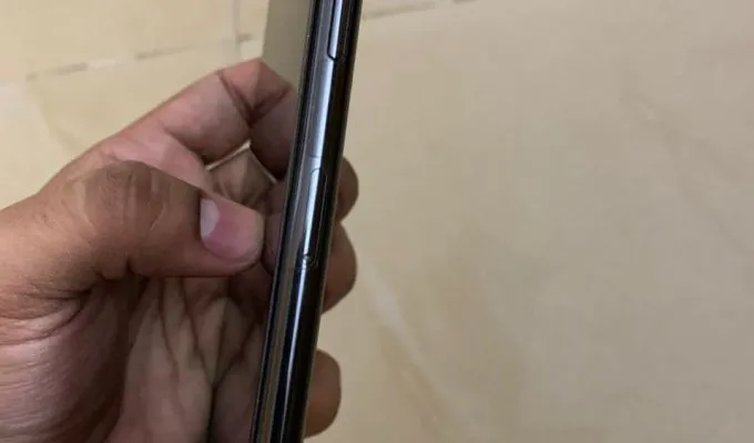 iphone 11 Pro Max - photo 2