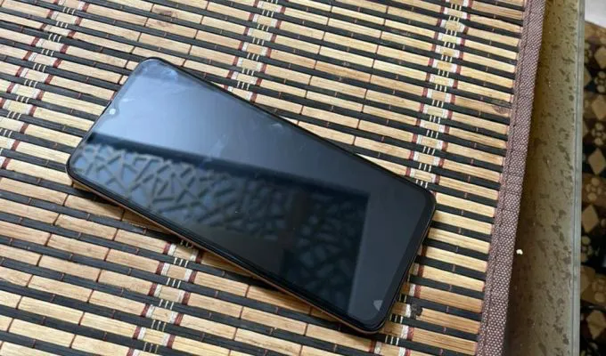 Samsung Galaxy A70 (6/128) - photo 1