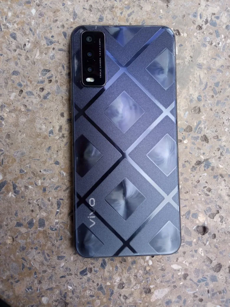 vivo y20