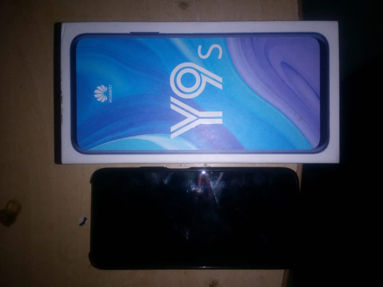 Huawei Y9s - photo 1
