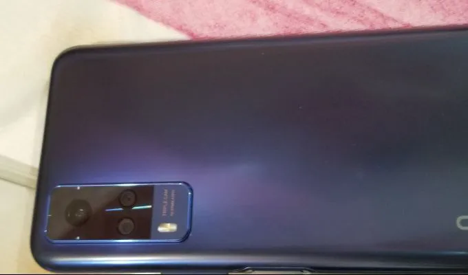 Vivo y51s - photo 1