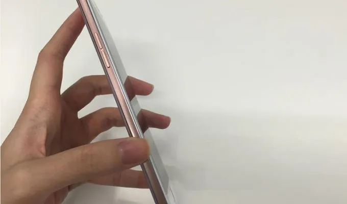 Oppo F1s - photo 2