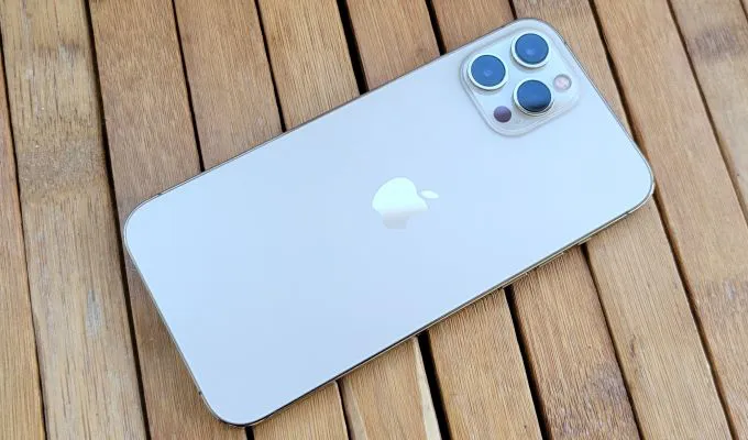 Iphone 12 Pro Max - photo 2