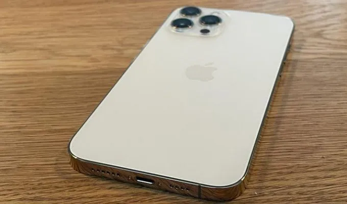 Iphone 12 Pro Max - photo 1