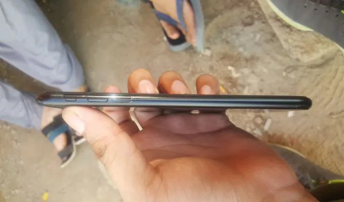 I phone 8 - photo 1