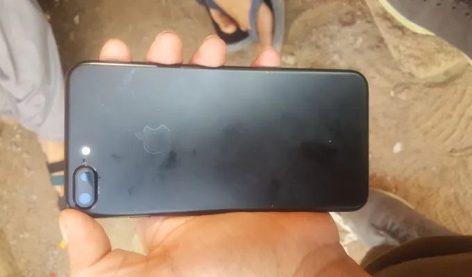 I phone 8 - photo 3