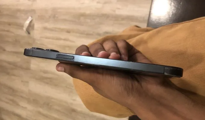 Iphone 12 pro max - photo 2