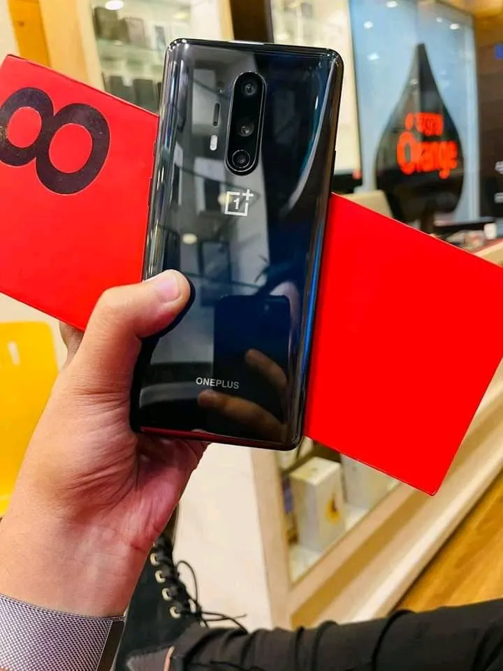 oneplus 8 pro 8GB RAM/128GB STORAGE - photo 2