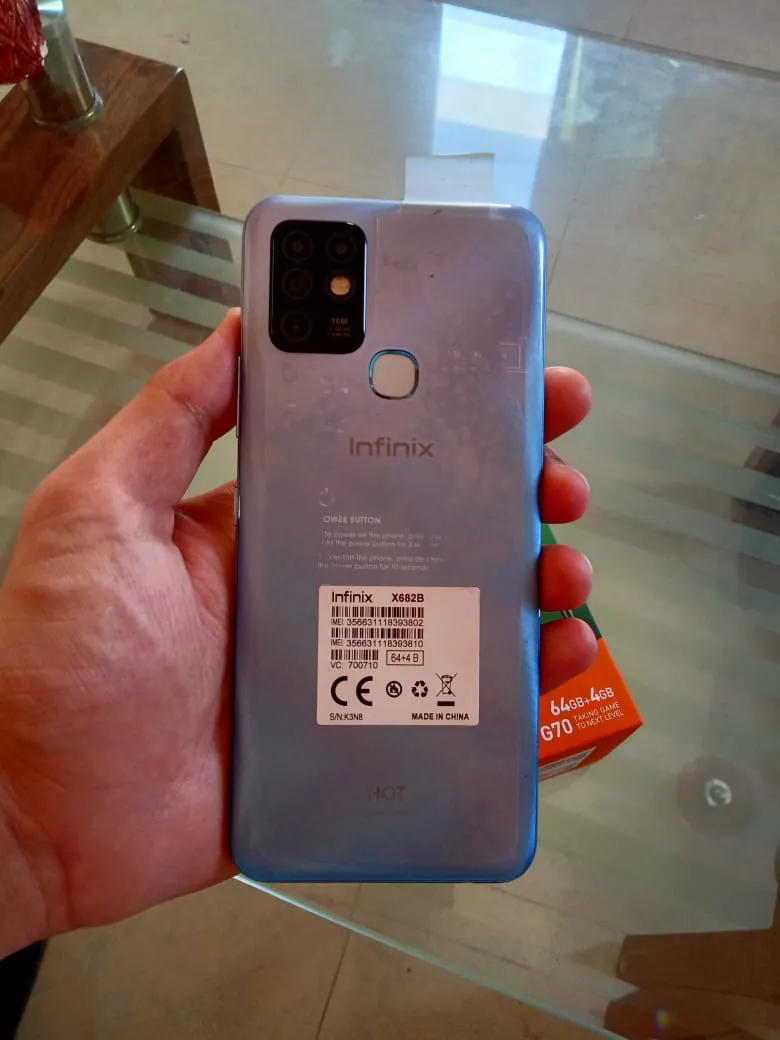 Infinix HOT 10 - photo 1