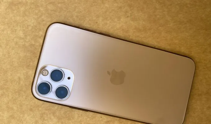 Iphone 11 pro 256gb gold non pta - photo 1