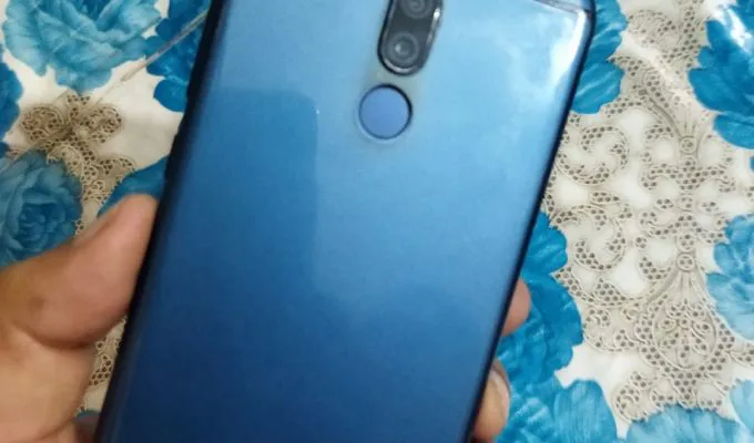 Huawei Mate 10 lite - photo 2