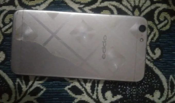 Oppo A57 3/32 - photo 1