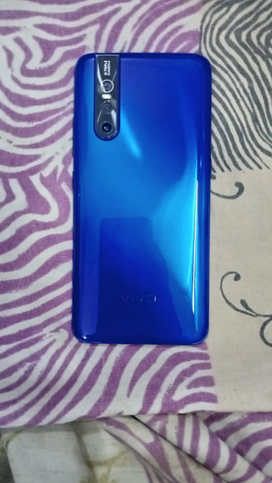 V15 pro 6+128 GB - photo 1