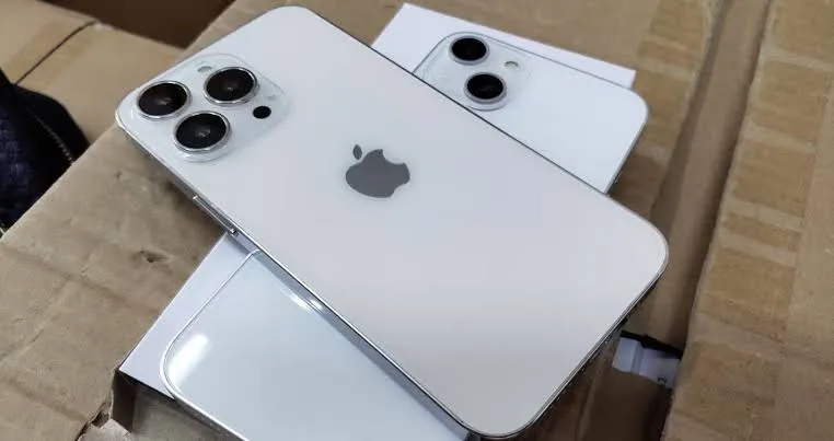 iphone 12 pro max - photo 1