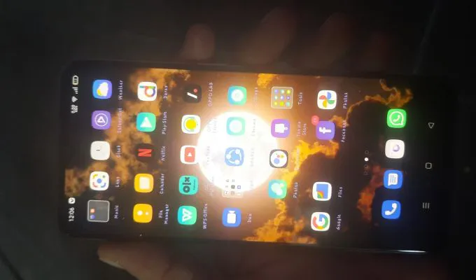 Oppo F17 - photo 1