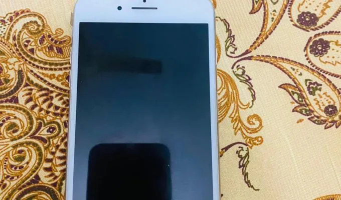 Iphone 8 plus 64 gb 10 by 10 condition - photo 2