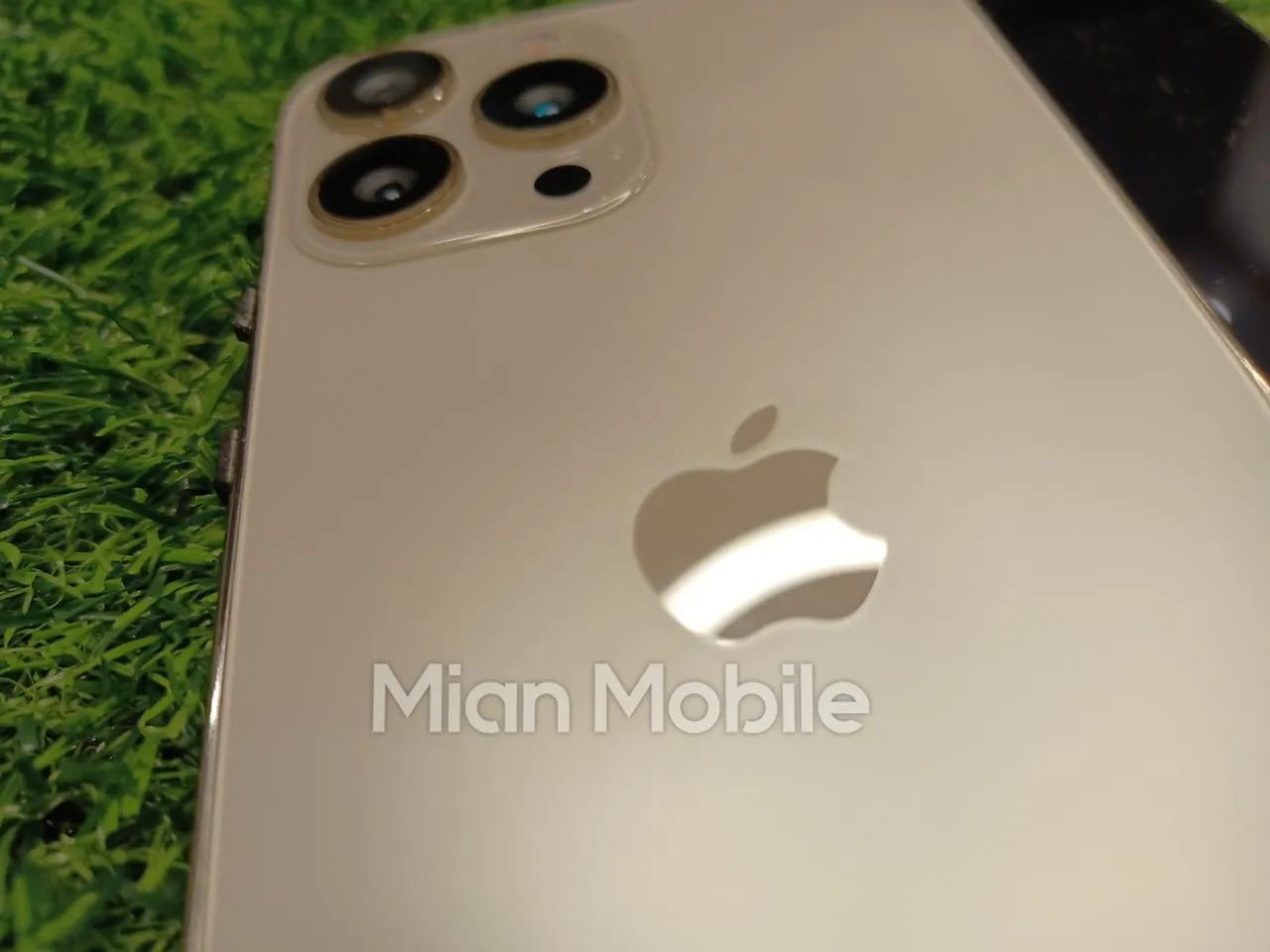 IPhone 13 pro max usa copies - photo 1