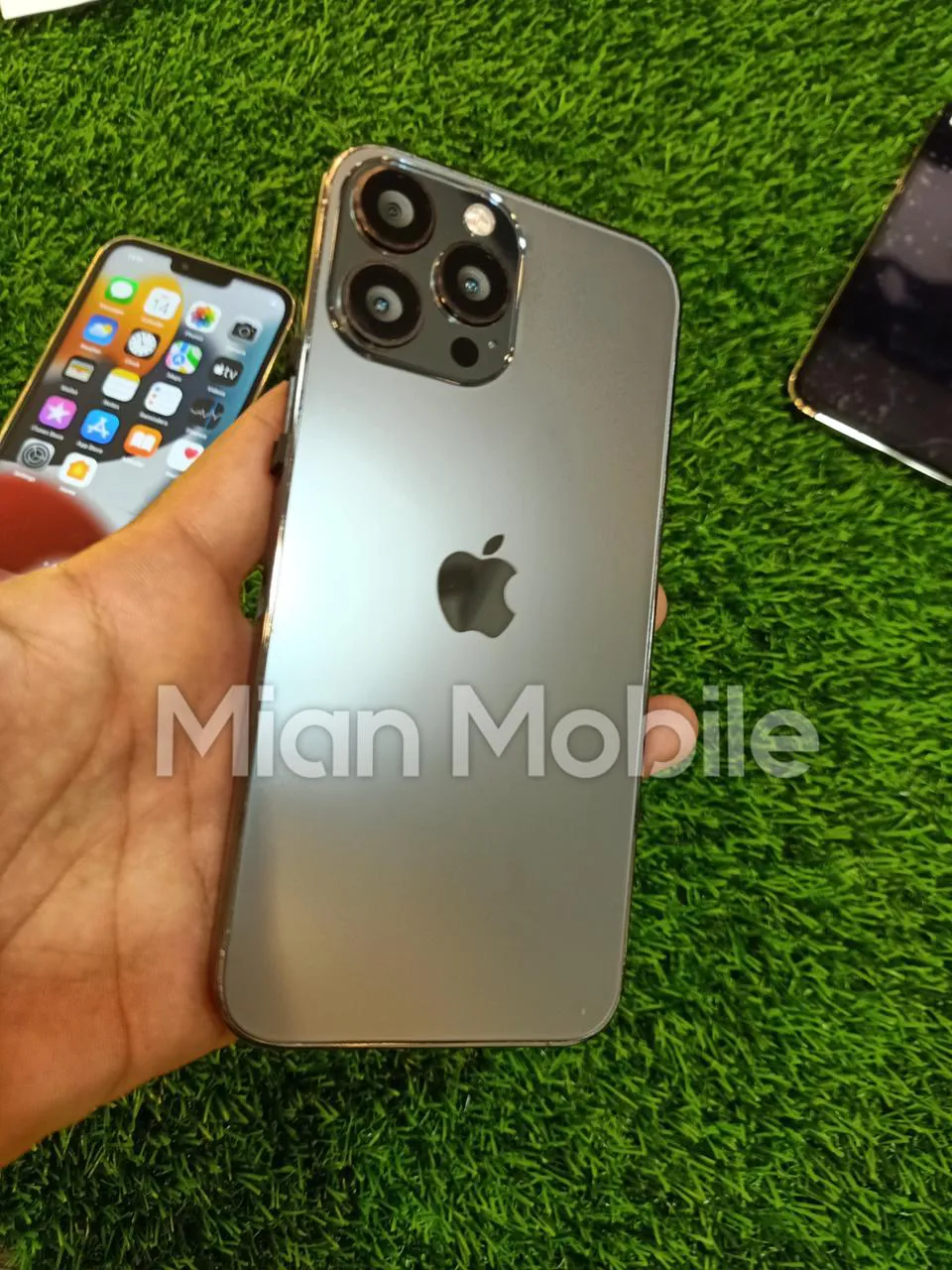 IPhone 13 pro max usa copies - photo 3
