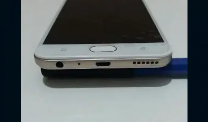 Oppo A57 (10 Nov 2021) - photo 1