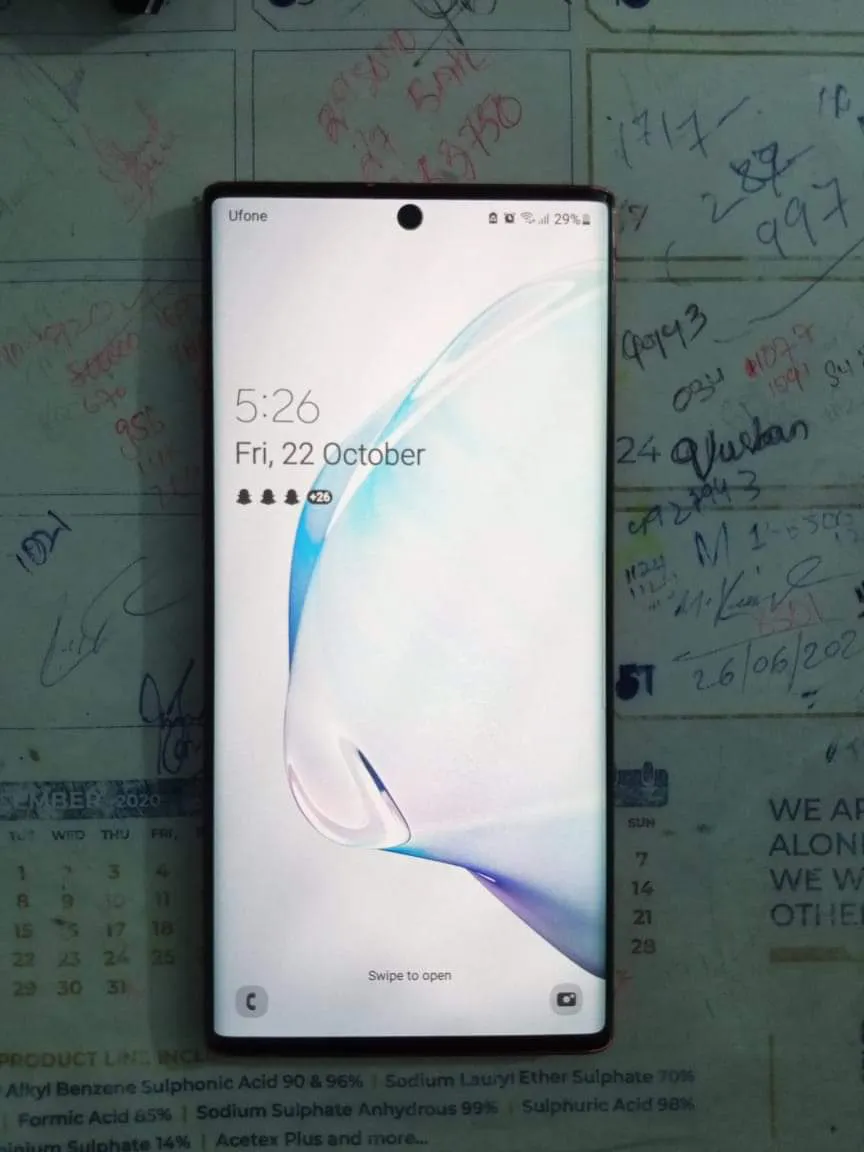 note 10 - photo 1