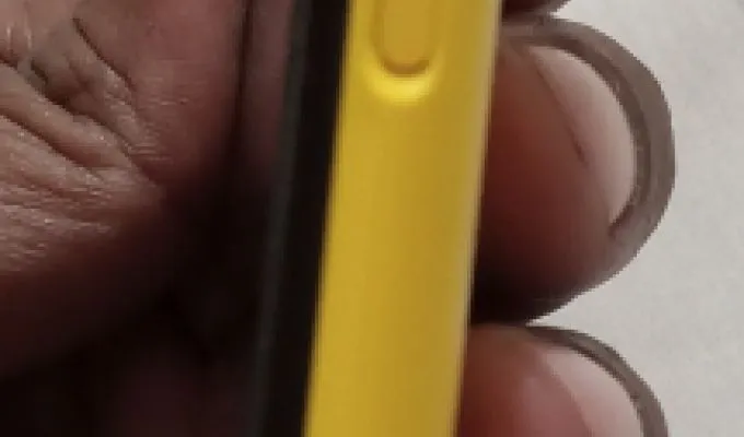 I am selling my Poco M3 (4/128) 6000mh battery - photo 2