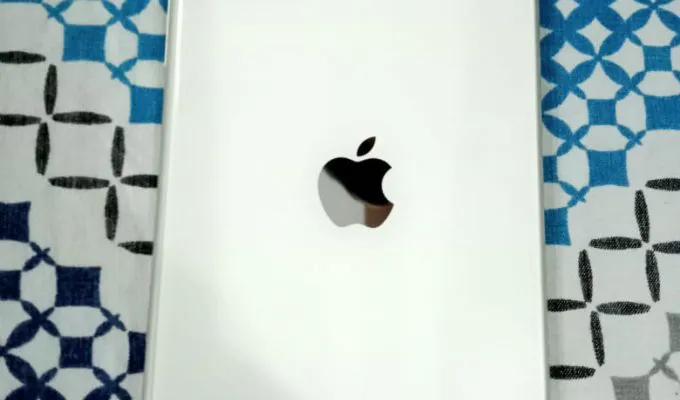 Iphone 11 64 GB - photo 1