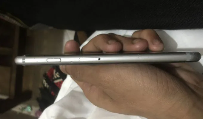 Iphone 6s - photo 2