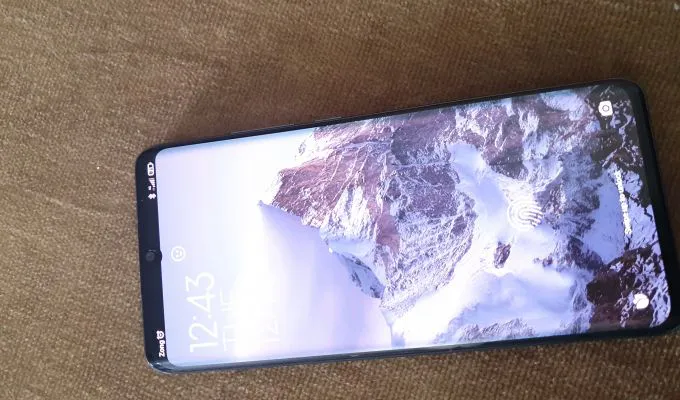 Mi note 10 lite with box 8gb variant lush condition - photo 2