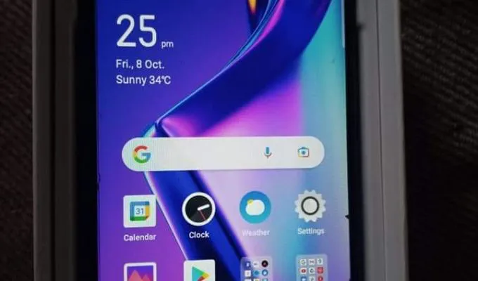 Oppo A12 - photo 2