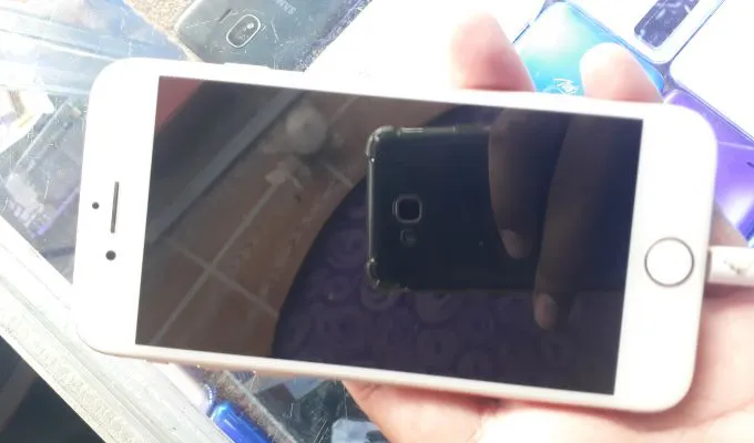 iPhone 8 64GB non pta - photo 3