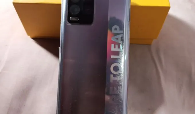 Realme 8 11/128 10/10 Condition with All Accessories - photo 2