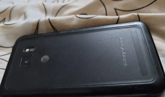 Samsung galaxy S7 active - photo 3