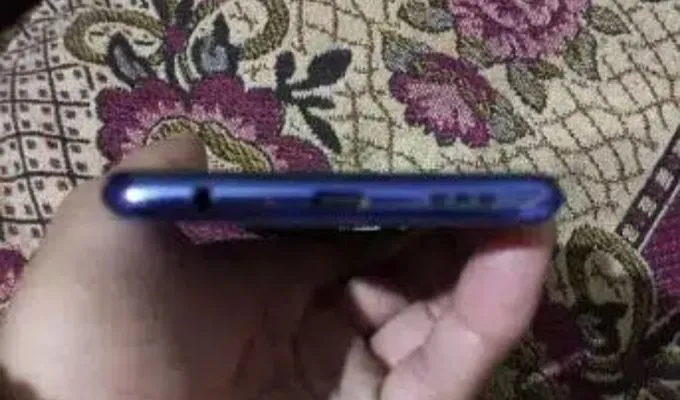 Oppo f19 - photo 3