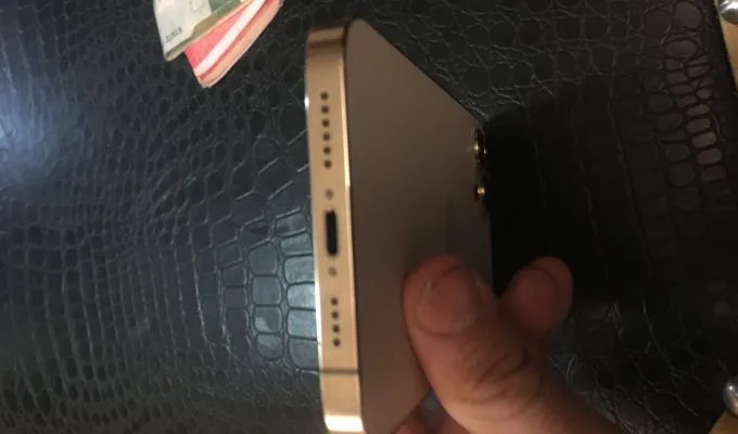 Iphone 12 pro max - photo 2