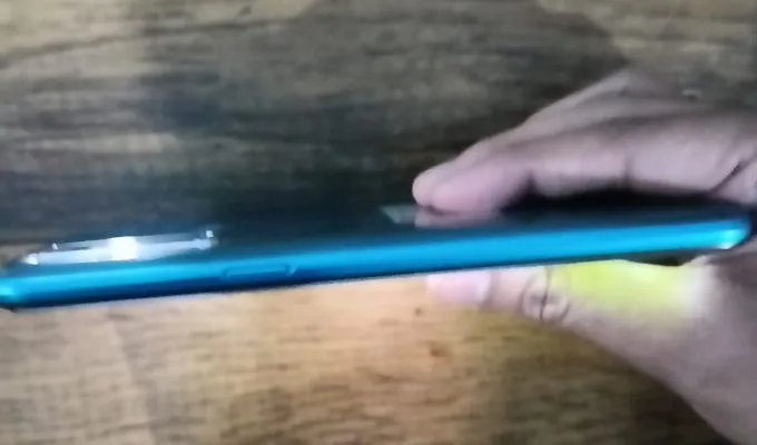 Realme 5i - photo 2
