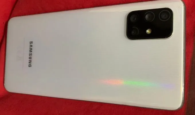 Selling Samsung Galaxy A71 - photo 3