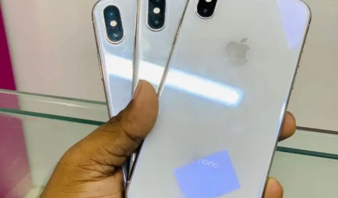 IPHONE XS - photo 3