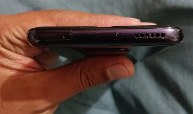 Motorola Moto One zoom - photo 2