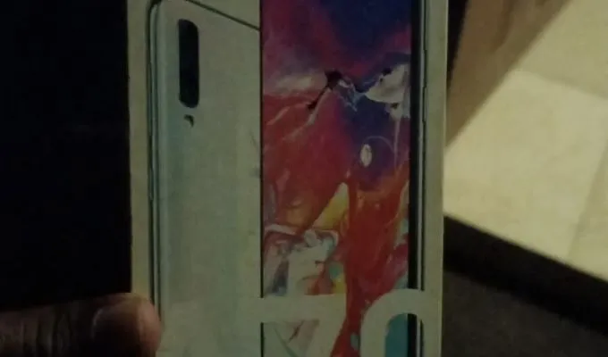 Samsung galaxy A70 - photo 3